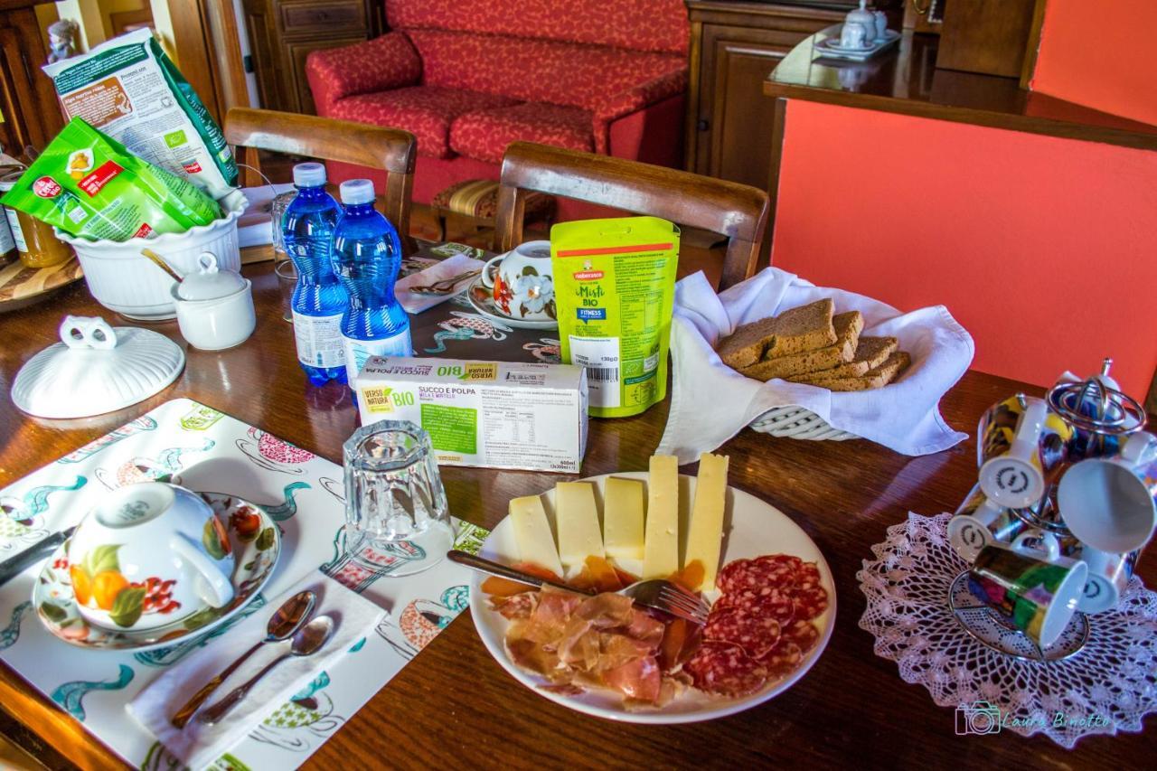Antiche Vie B&B Serramazzoni Εξωτερικό φωτογραφία