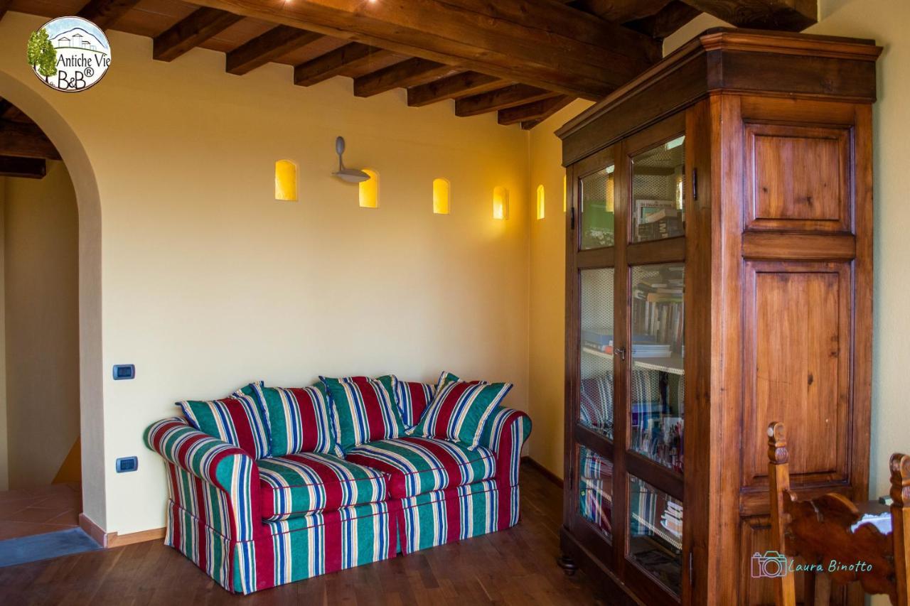 Antiche Vie B&B Serramazzoni Εξωτερικό φωτογραφία